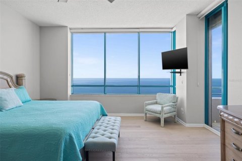 Condominio en venta en Clearwater, Florida, 3 dormitorios, 213.68 m2 № 1521478 - foto 15