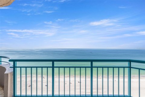 Condominio en venta en Clearwater, Florida, 3 dormitorios, 213.68 m2 № 1521478 - foto 17