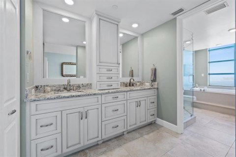 Condominio en venta en Clearwater, Florida, 3 dormitorios, 213.68 m2 № 1521478 - foto 19