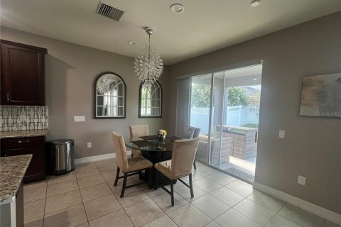 Casa en venta en Wesley Chapel, Florida, 5 dormitorios, 293.76 m2 № 1788229 - foto 14