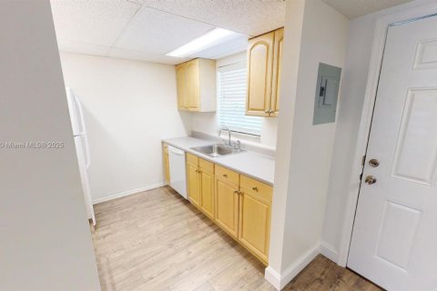 Condo in Key Largo, Florida, 2 bedrooms  № 1979197 - photo 5