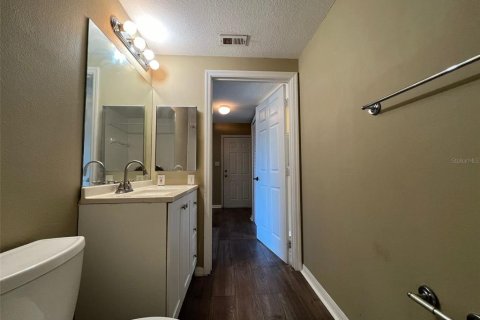Condo in Orlando, Florida, 3 bedrooms № 2396077 - photo 12