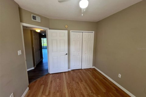 Condo in Orlando, Florida, 3 bedrooms № 2396077 - photo 15