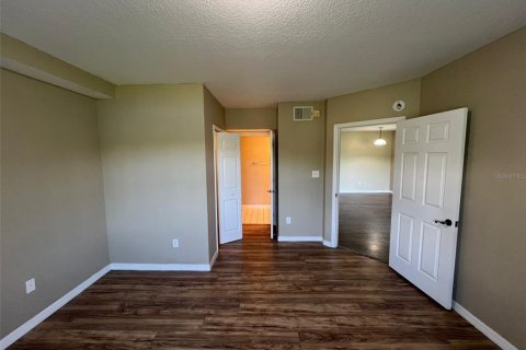 Condo in Orlando, Florida, 3 bedrooms № 2396077 - photo 16