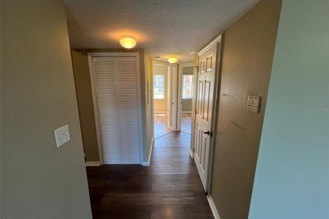 Condo in Orlando, Florida, 3 bedrooms № 2396077 - photo 13