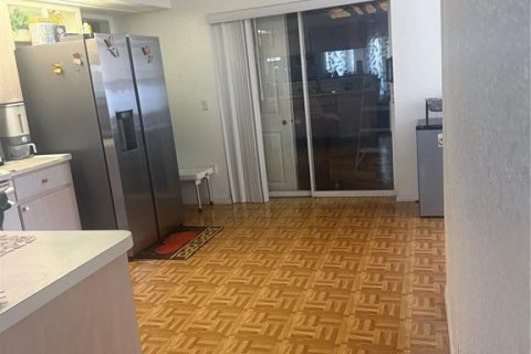 Купить виллу или дом в Норт-Порт, Флорида 5 комнат, 118.26м2, № 2302749 - фото 7