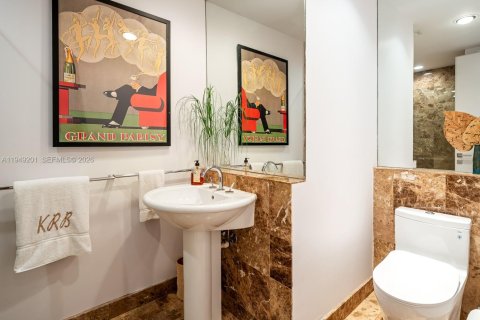 Купить виллу или дом в Корал-Гейблс, Флорида 4 спальни, 284.28м2, № 2006761 - фото 26