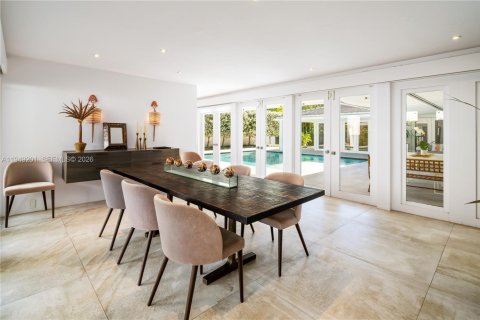 Купить виллу или дом в Корал-Гейблс, Флорида 4 спальни, 284.28м2, № 2006761 - фото 7