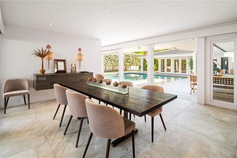 Купить виллу или дом в Корал-Гейблс, Флорида 4 спальни, 284.28м2, № 2006761 - фото 8