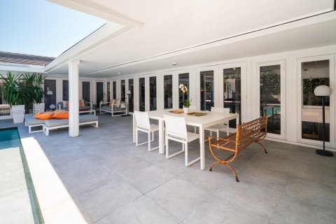 Купить виллу или дом в Корал-Гейблс, Флорида 4 спальни, 284.28м2, № 2006761 - фото 29