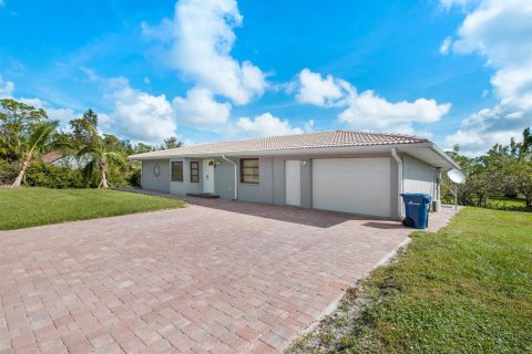 Villa ou maison à vendre à Venice, Floride: 3 chambres, 148.64 m2 № 2091834 - photo 2