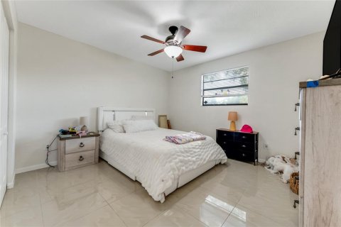 Villa ou maison à vendre à Ormond Beach, Floride: 4 chambres, 191.75 m2 № 2237035 - photo 22
