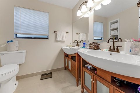Villa ou maison à vendre à Ormond Beach, Floride: 4 chambres, 191.75 m2 № 2237035 - photo 29
