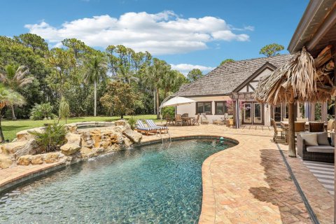 House in Wellington, Florida 7 bedrooms, 602.38 sq.m. № 2185057 - photo 2