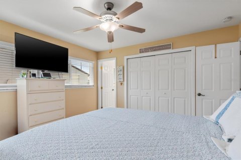 House in Port Charlotte, Florida 3 bedrooms, 132.01 sq.m. № 2216267 - photo 16