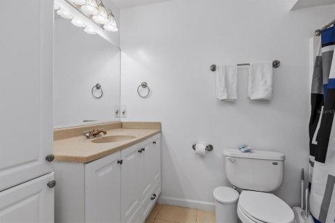 House in Port Charlotte, Florida 3 bedrooms, 132.01 sq.m. № 2216267 - photo 21