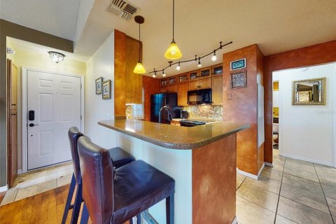 Condominio en New Smyrna Beach, Florida, 2 dormitorios  № 2413458