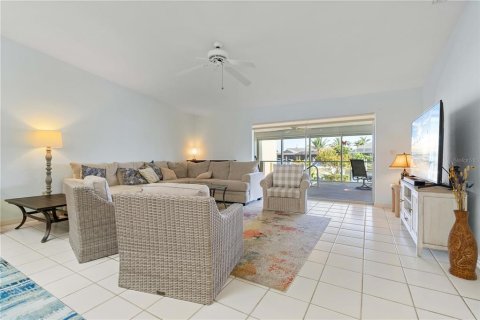 Condominio en venta en Punta Gorda, Florida, 3 dormitorios, 186.18 m2 № 1743563 - foto 30