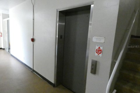 Купить кондоминиум в Клируотер, Флорида 5 комнат, 102.19м2, № 1903150 - фото 30