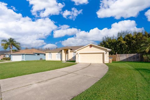 House in Kissimmee, Florida 4 bedrooms, 191.01 sq.m. № 1905514 - photo 2