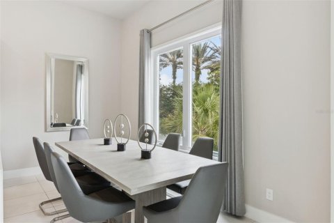 Townhouse in Four Corners, Florida 5 bedrooms, 244.33 sq.m. № 2125064 - photo 7