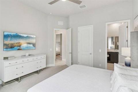 Townhouse in Four Corners, Florida 5 bedrooms, 244.33 sq.m. № 2125064 - photo 30