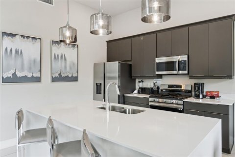 Townhouse in Four Corners, Florida 5 bedrooms, 244.33 sq.m. № 2125064 - photo 12