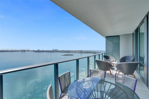 Condominio en venta en Miami, Florida, 3 dormitorios, 141.77 m2 № 1811236 - foto 1
