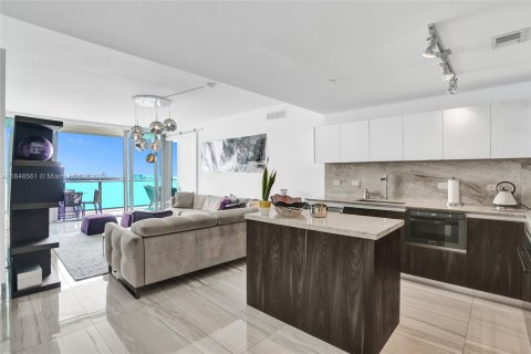 Condominio en venta en Miami, Florida, 3 dormitorios, 141.77 m2 № 1811236 - foto 8
