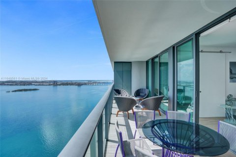 Condominio en venta en Miami, Florida, 3 dormitorios, 141.77 m2 № 1811236 - foto 14