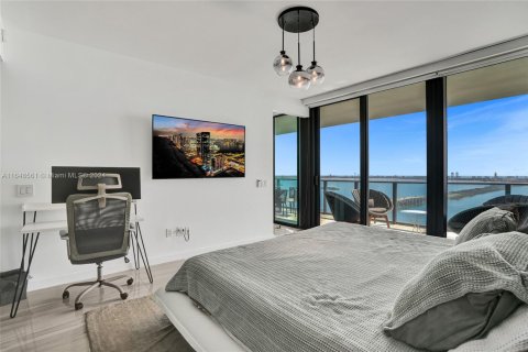 Condominio en venta en Miami, Florida, 3 dormitorios, 141.77 m2 № 1811236 - foto 24