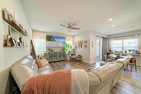 Villa ou maison à vendre à Parrish, Floride: 3 chambres, 221.48 m2 № 2431171 - photo 10