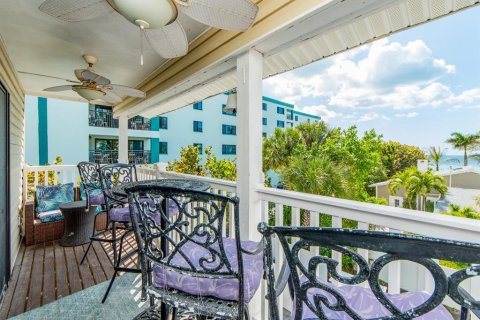 Condominio en venta en Indian Rocks Beach, Florida, 2 dormitorios, 91.97 m2 № 2128127 - foto 9