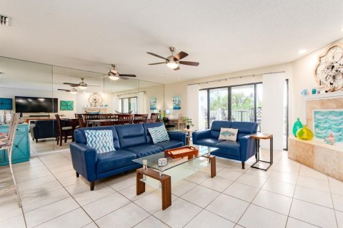 Condominio en venta en Indian Rocks Beach, Florida, 2 dormitorios, 91.97 m2 № 2128127 - foto 6
