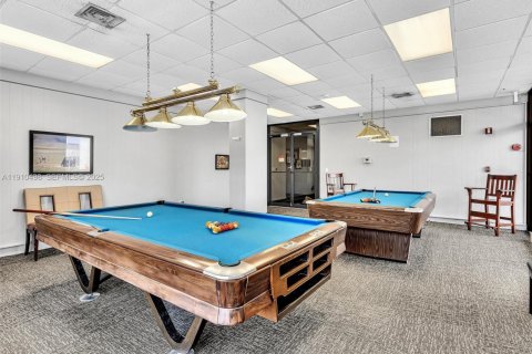 Condominio en venta en Sunny Isles Beach, Florida, 1 dormitorio, 70.79 m2 № 2038680 - foto 18