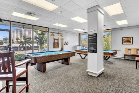 Condominio en venta en Sunny Isles Beach, Florida, 1 dormitorio, 70.79 m2 № 2038680 - foto 17