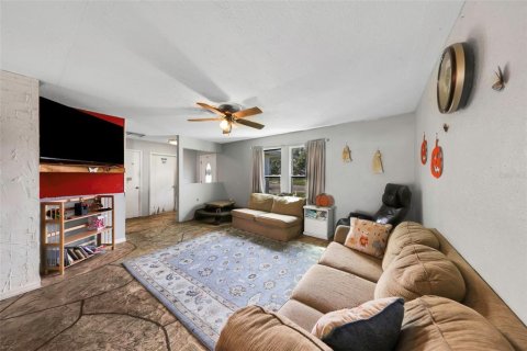 Villa ou maison à vendre à Hudson, Floride: 3 chambres, 147.34 m2 № 2399122 - photo 4