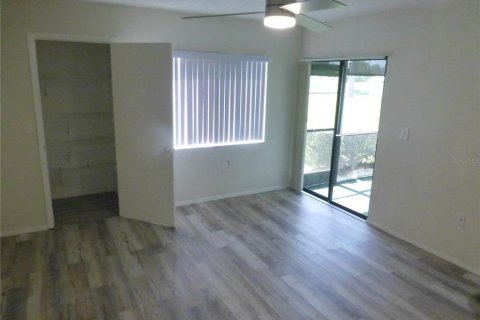 Copropriété à louer à Oldsmar, Floride: 2 chambres, 101.64 m2 № 2150049 - photo 8