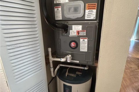 Copropriété à vendre à Miami, Floride: 1 chambre, 66.15 m2 № 1974284 - photo 13