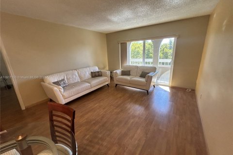 Copropriété à vendre à Miami, Floride: 1 chambre, 66.15 m2 № 1974284 - photo 16