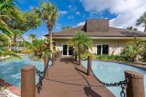 Copropriété à vendre à Miami, Floride: 1 chambre, 66.15 m2 № 1974284 - photo 3