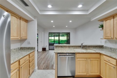House in Wesley Chapel, Florida 3 bedrooms, 166.85 sq.m. № 1628863 - photo 6