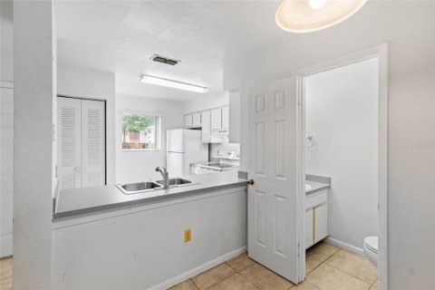 Adosado en venta en Gainesville, Florida, 2 dormitorios, 101.64 m2 № 1680010 - foto 7