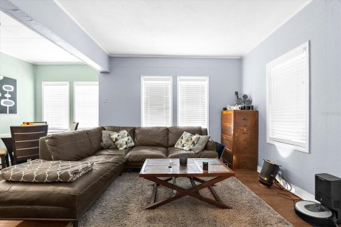 House in Bradenton, Florida 2 bedrooms, 87.14 sq.m. № 1796682 - photo 9
