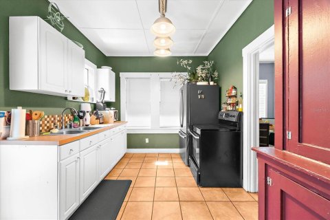 House in Bradenton, Florida 2 bedrooms, 87.14 sq.m. № 1796682 - photo 13