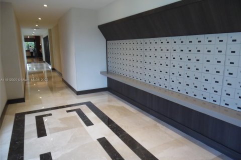 Condominio en venta en Aventura, Florida, 3 dormitorios, 134.71 m2 № 2034324 - foto 18