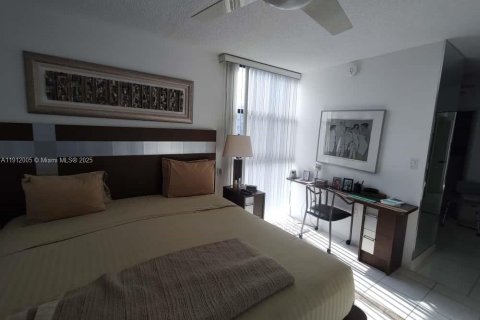 Condominio en venta en Aventura, Florida, 3 dormitorios, 134.71 m2 № 2034324 - foto 8