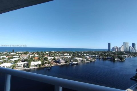 Condominio en Aventura, Florida, 3 dormitorios  № 2034324