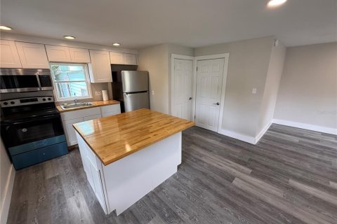 Appartement à louer à Port Richey, Floride: 2 chambres, 74.32 m2 № 1813170 - photo 6