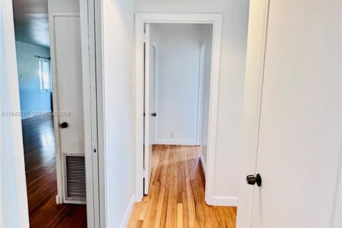 Appartement à louer à Miami, Floride: 3 chambres № 2000064 - photo 19